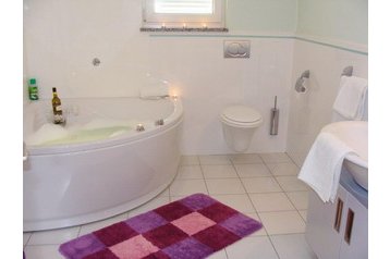 Hrvaška Privát Ičići, Eksterier